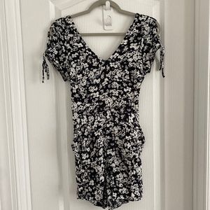 EXPRESS Classy Open Back Romper